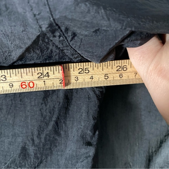 Champion Full Zip Jacket Black Nylon Windbreaker Men’s Size XL Activewear - Picture 7 of 8